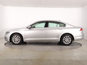 Volkswagen Passat - 2017