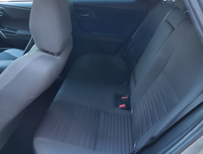 Toyota Auris, 2017