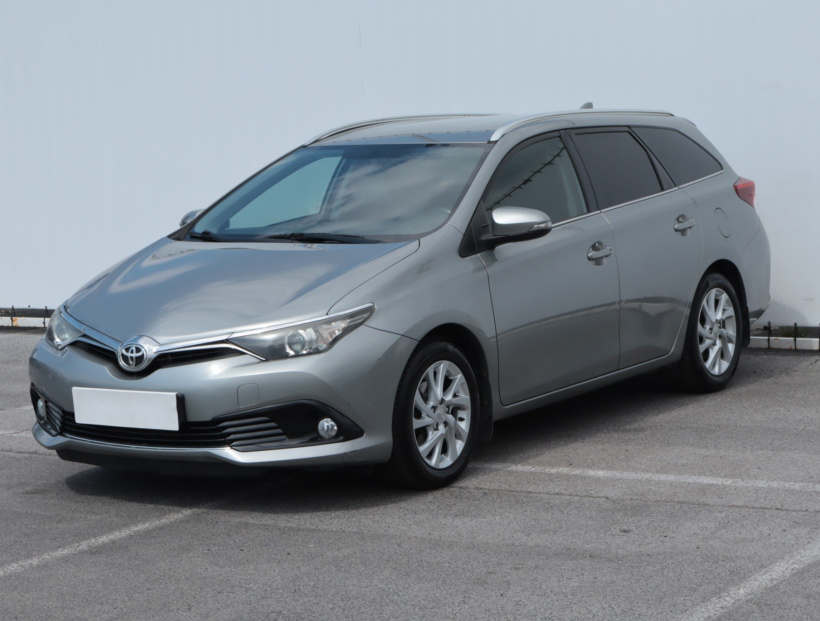 Toyota Auris, 2017