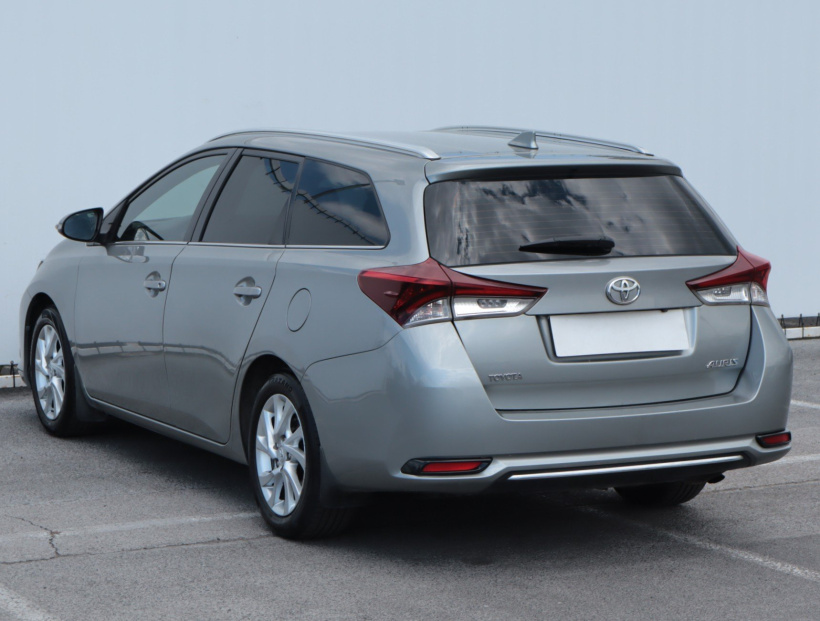 Toyota Auris, 2017