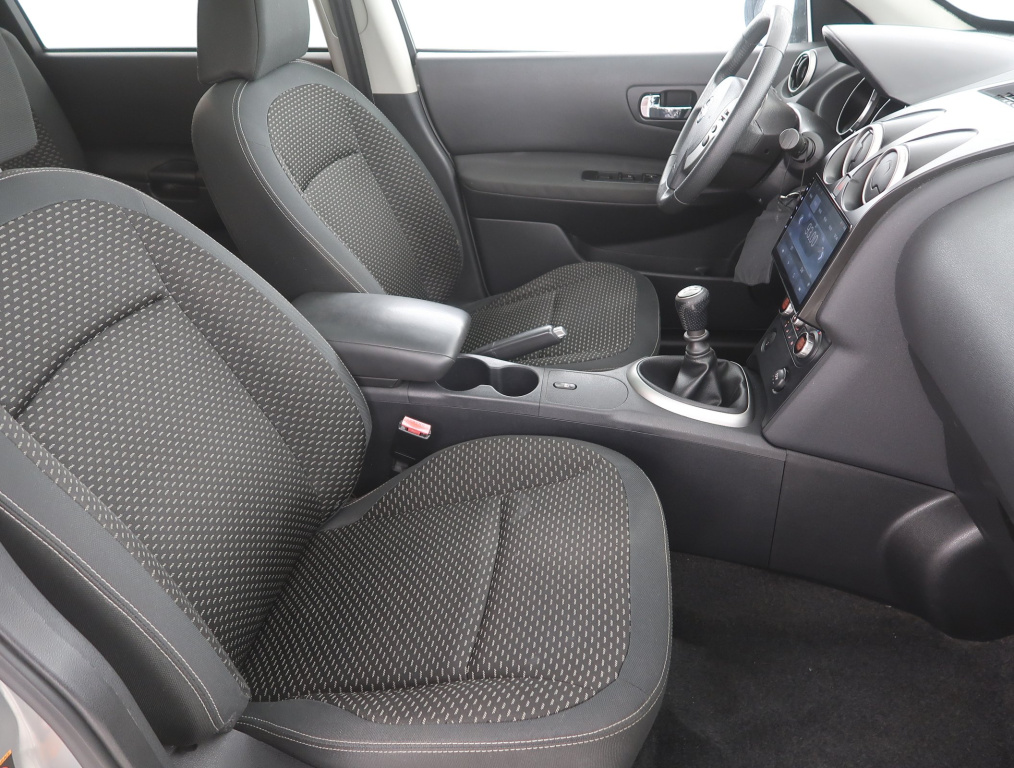Nissan Qashqai+2