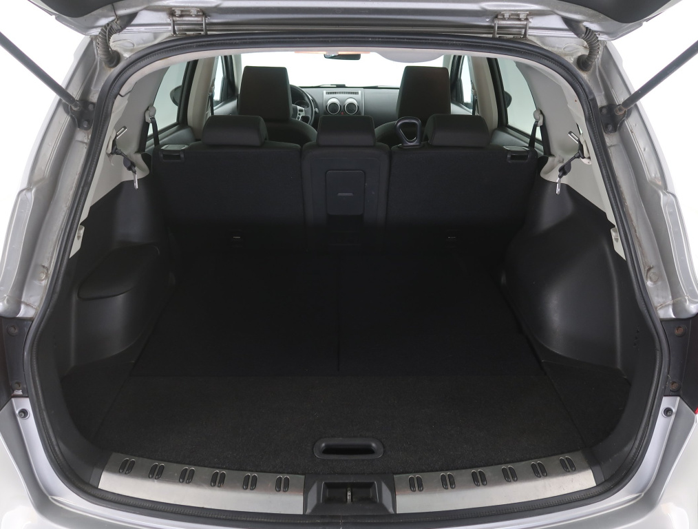Nissan Qashqai+2