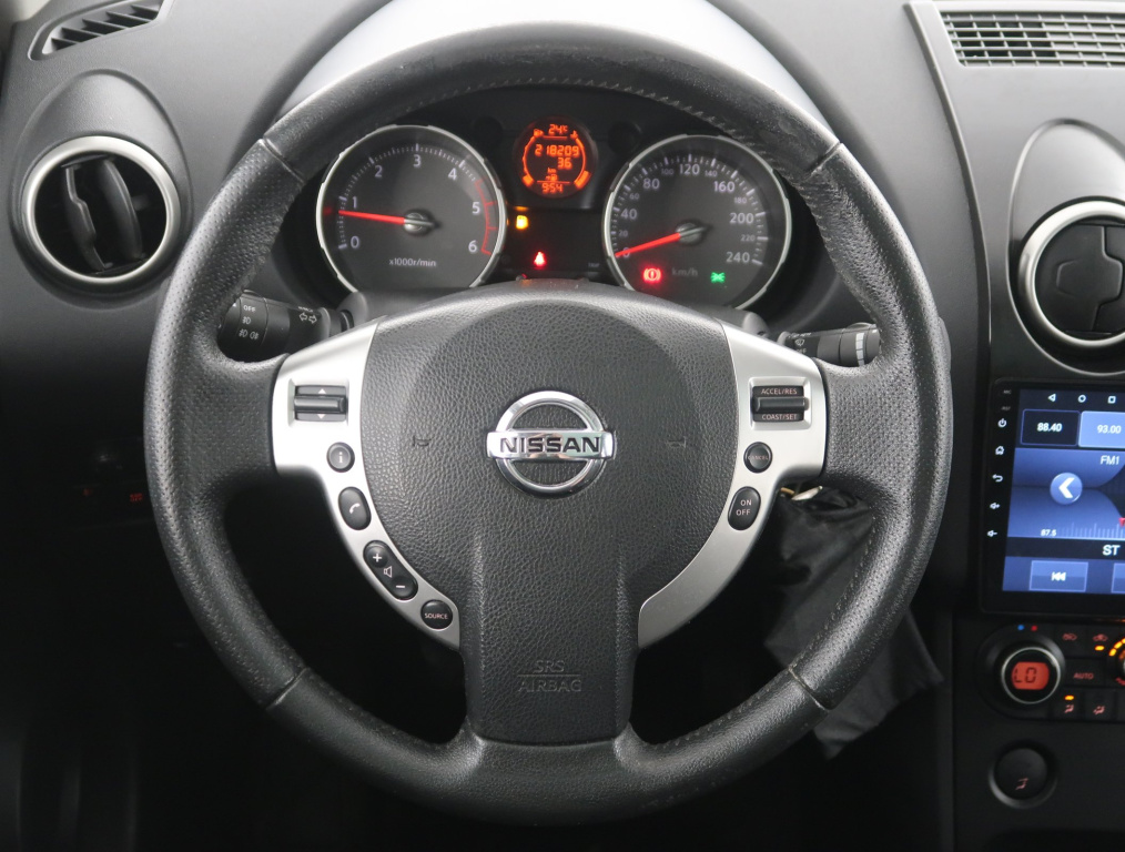 Nissan Qashqai+2