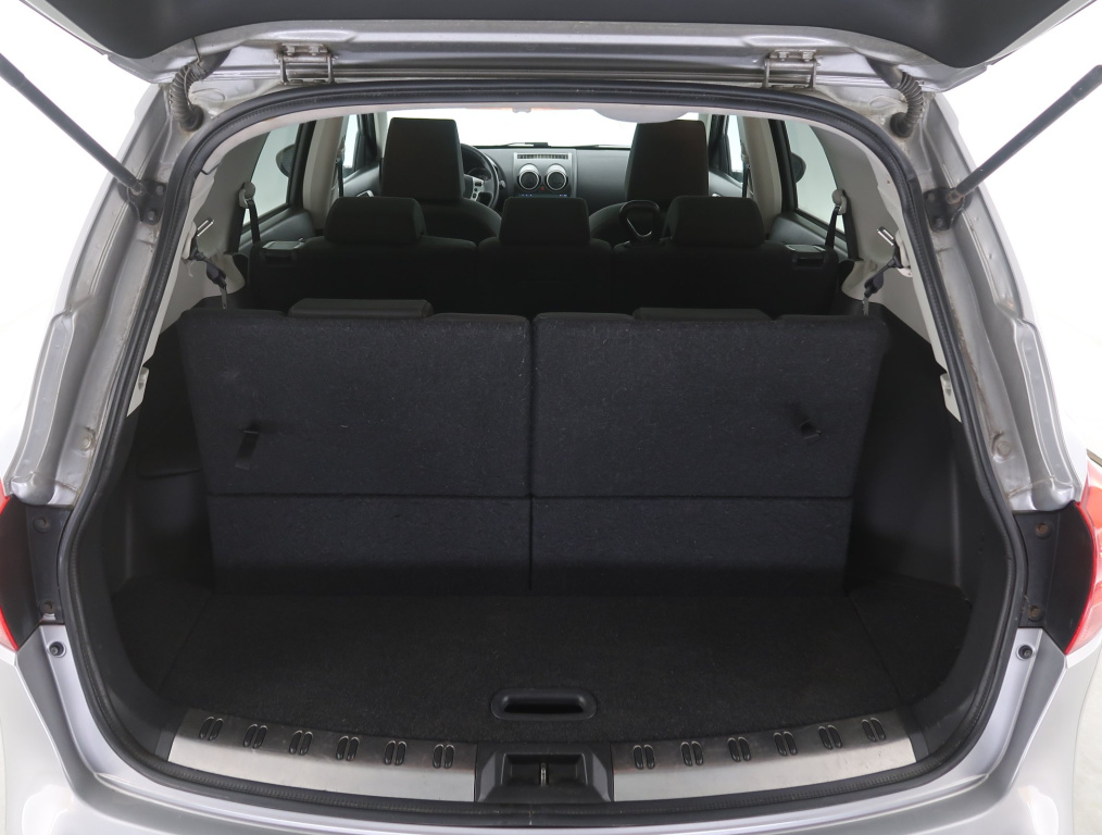 Nissan Qashqai+2