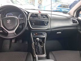 Suzuki SX4 S-Cross - 2015