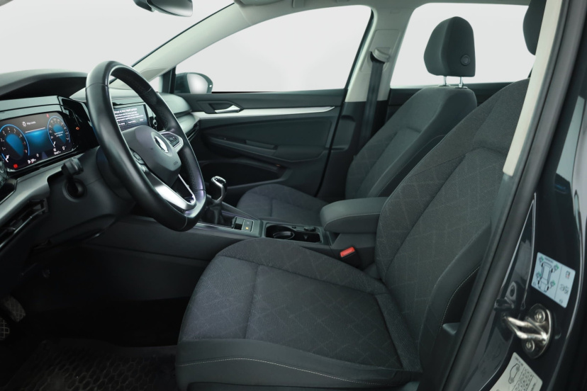 Volkswagen Golf, 2021