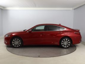 Lexus ES - 2021