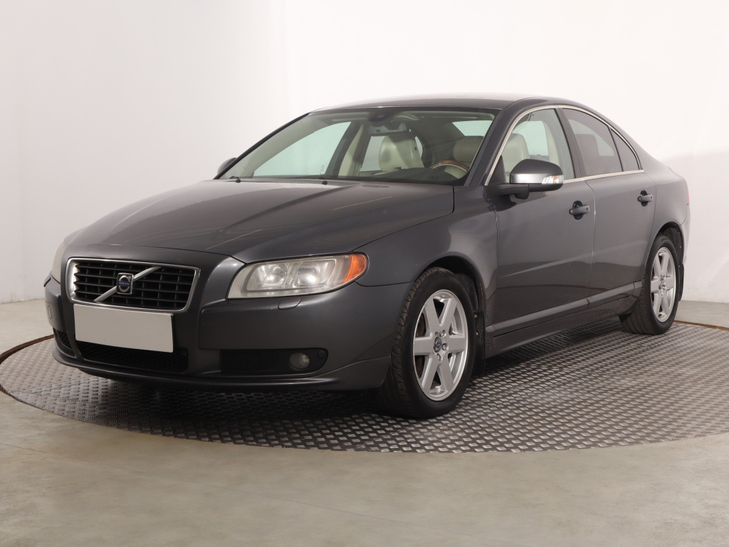 Volvo S80