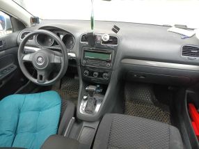 Volkswagen Golf - 2010