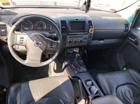 Nissan Pathfinder - 2005