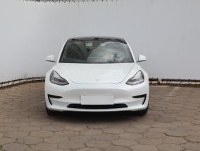 Tesla Model 3 - 2019