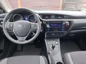 Toyota Auris - 2016
