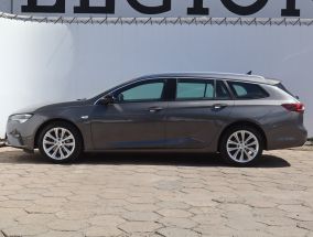 Opel Insignia - 2022