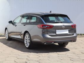 Opel Insignia - 2022