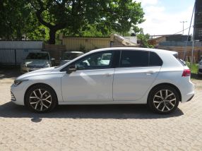 Volkswagen Golf - 2020