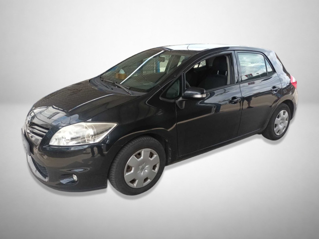 Toyota Auris 2013