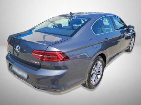 Volkswagen Passat - 2015