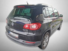 Volkswagen Tiguan - 2011
