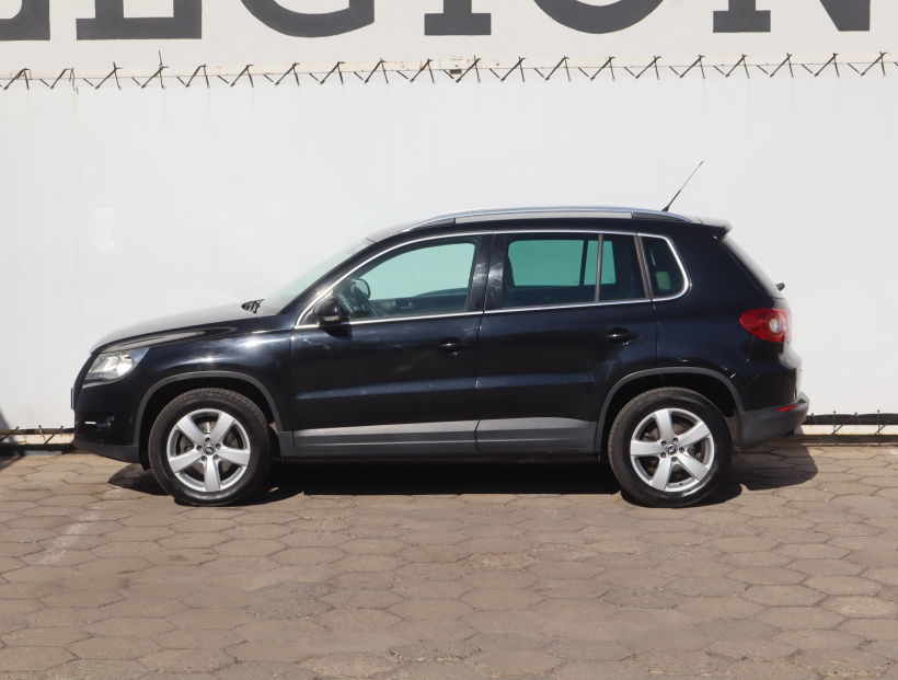 Volkswagen Tiguan, 2011