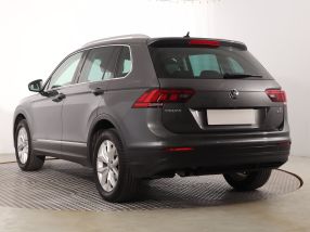Volkswagen Tiguan - 2017