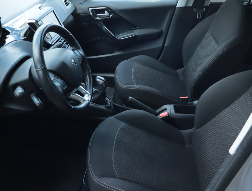 Peugeot 208, 2017