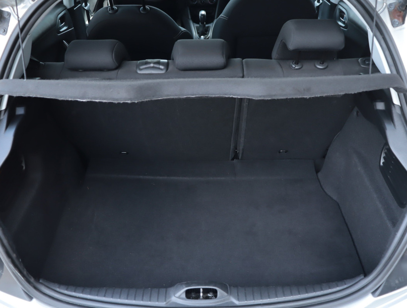 Peugeot 208, 2017