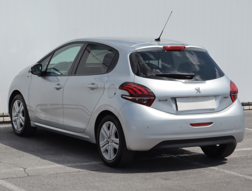 Peugeot 208, 2017
