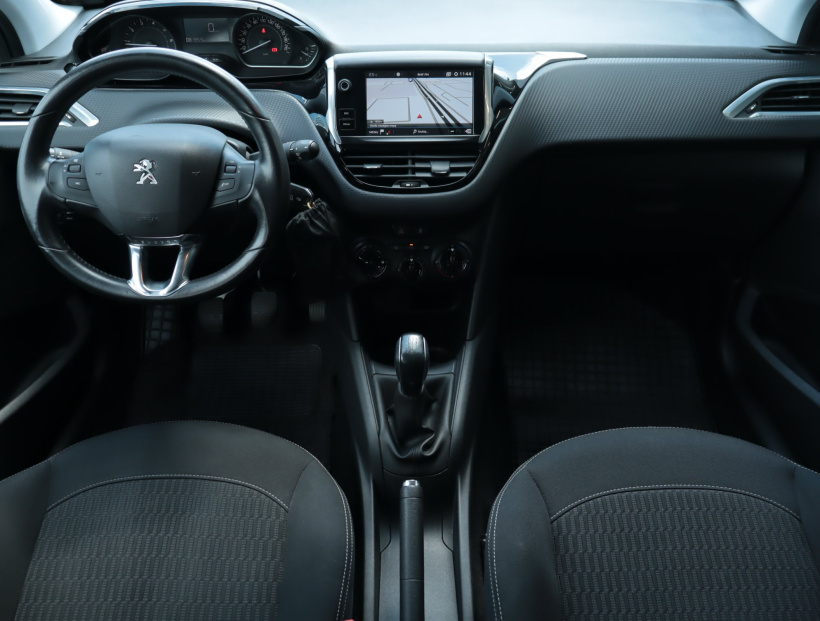 Peugeot 208, 2017