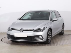 Volkswagen Golf - 2022