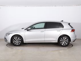 Volkswagen Golf - 2022