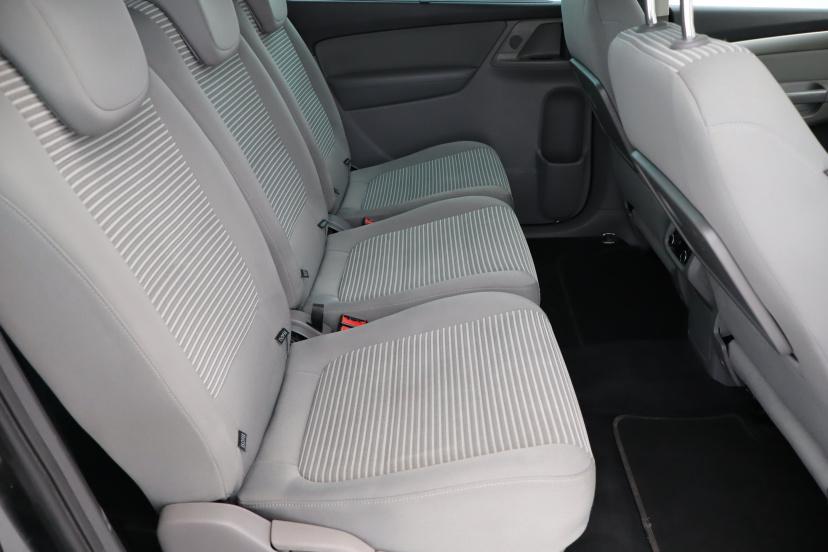 Seat Alhambra, 2012