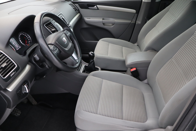 Seat Alhambra, 2012