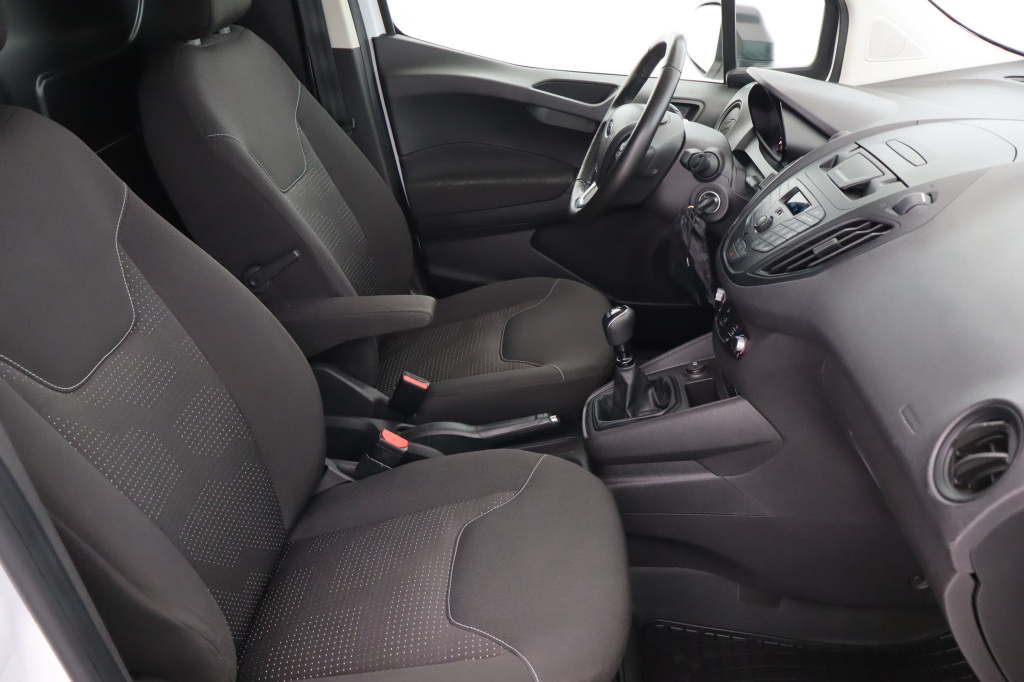 Ford Transit Courier