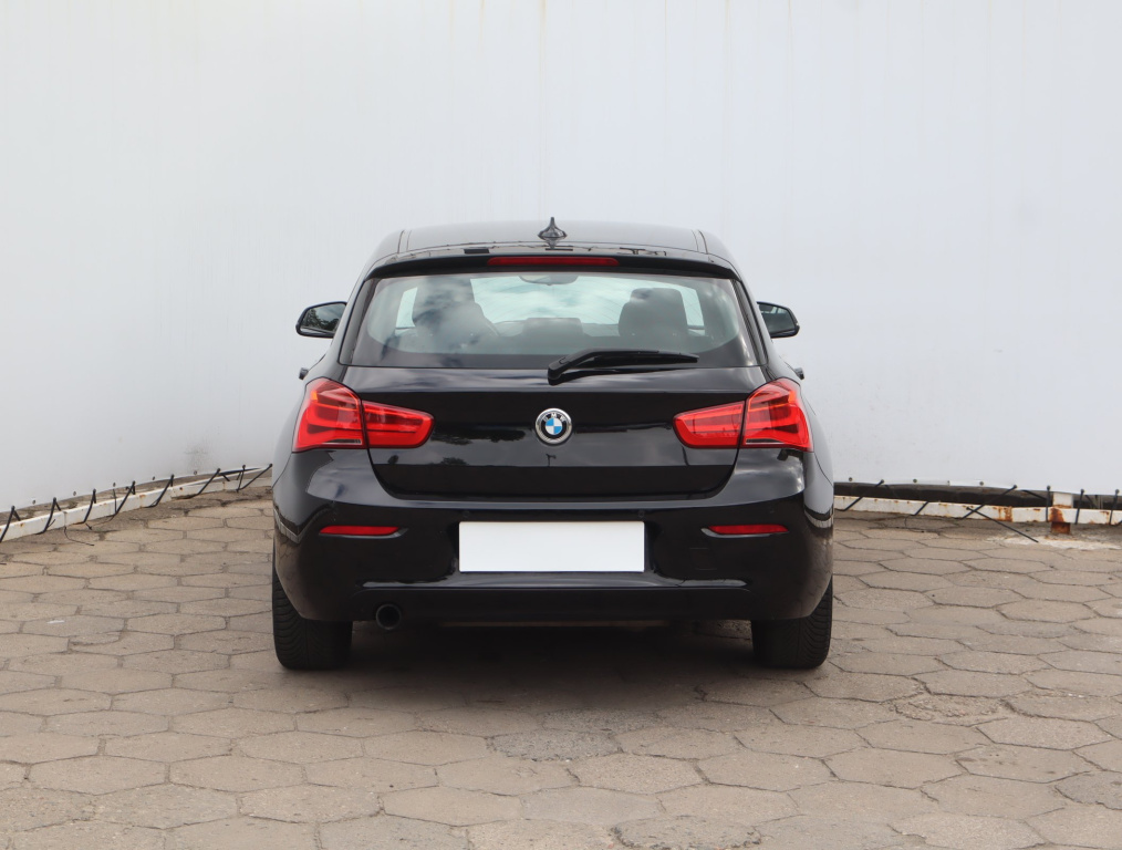 BMW 1