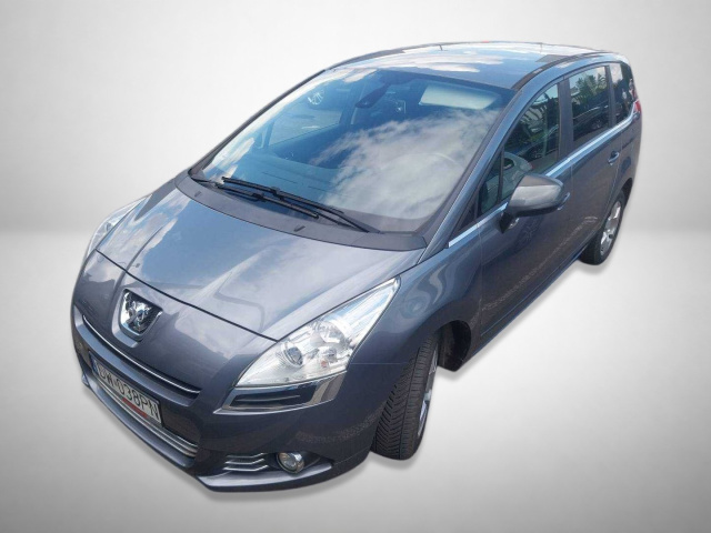 Peugeot 5008 2011