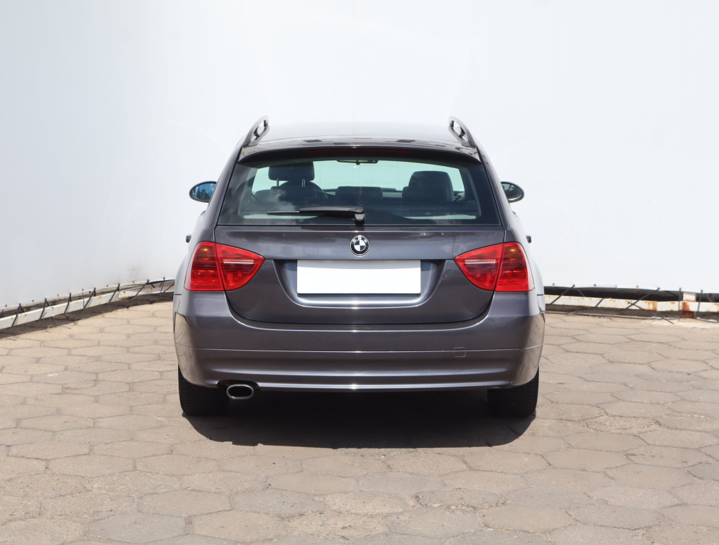 BMW 3