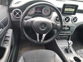 Mercedes-Benz GLA - 2015