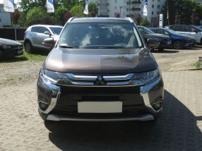 Mitsubishi Outlander - 2017