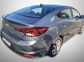 Hyundai Elantra - 2018
