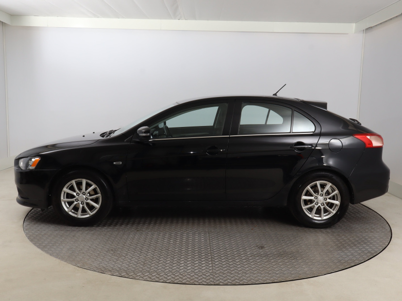 Mitsubishi Lancer, 2016