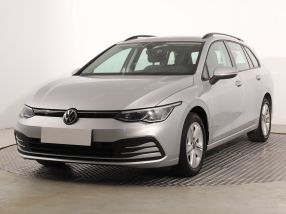 Volkswagen Golf - 2021