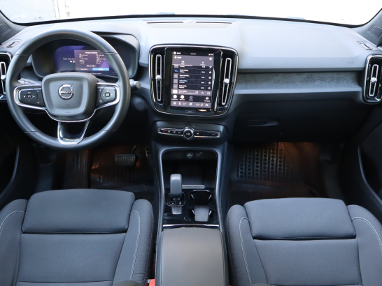 Volvo C40 Recharge Pure