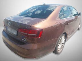 Volkswagen Jetta - 2016