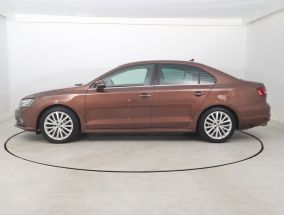 Volkswagen Jetta - 2016