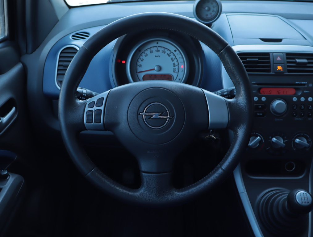 Opel Agila