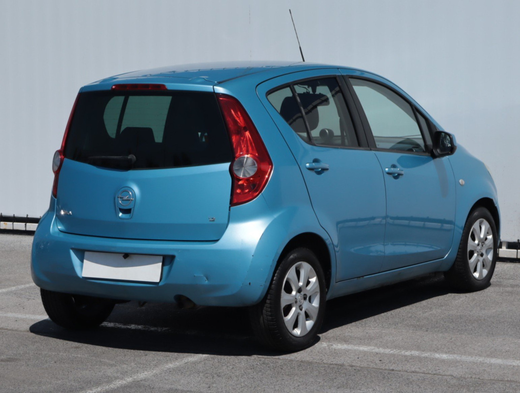 Opel Agila