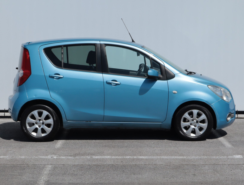 Opel Agila