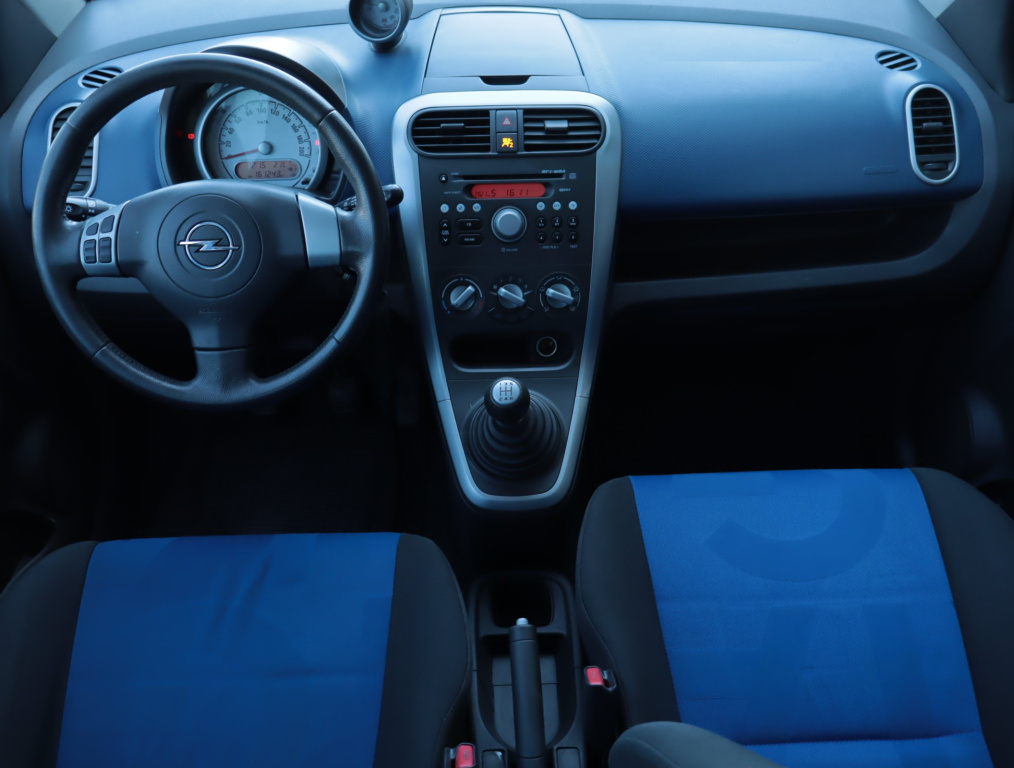 Opel Agila