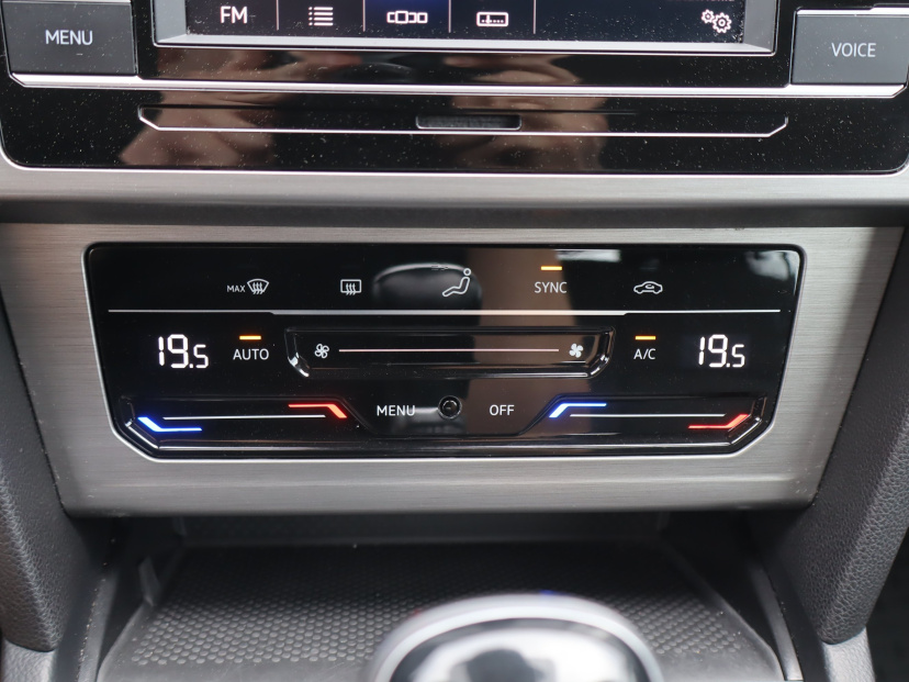 Volkswagen Passat, 2020