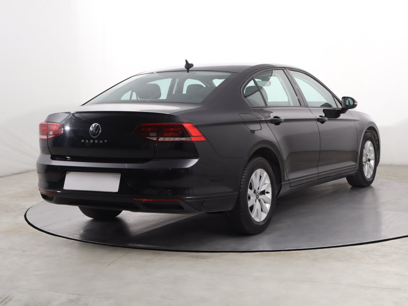 Volkswagen Passat, 2020